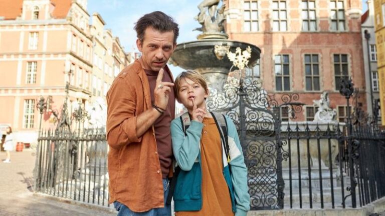 Odkryj niezapomniane wakacje: śladami filmowych planów marzeń