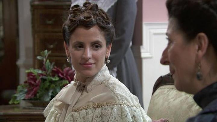 Spoilery Akacjowa 38