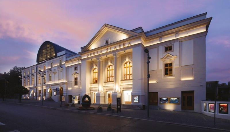 Historia opery i operetki