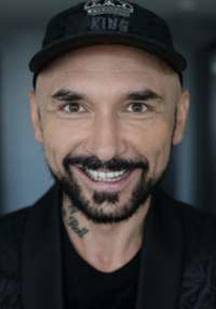 Kreatywny proces i kulisy produkcji