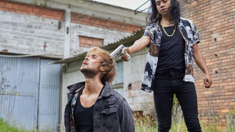 Wątki fabularne i opis fabuły