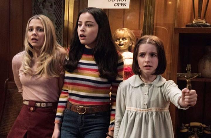 Gdzie obejrzeć Annabelle 3 online? Sprawdź, jak legalnie cieszyć się horrorem!